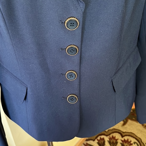 ATELIER Size 12 Navy Blue Stretch Blazer Lined
4 Gold Trimmed Buttons Career - Picture 16 of 16